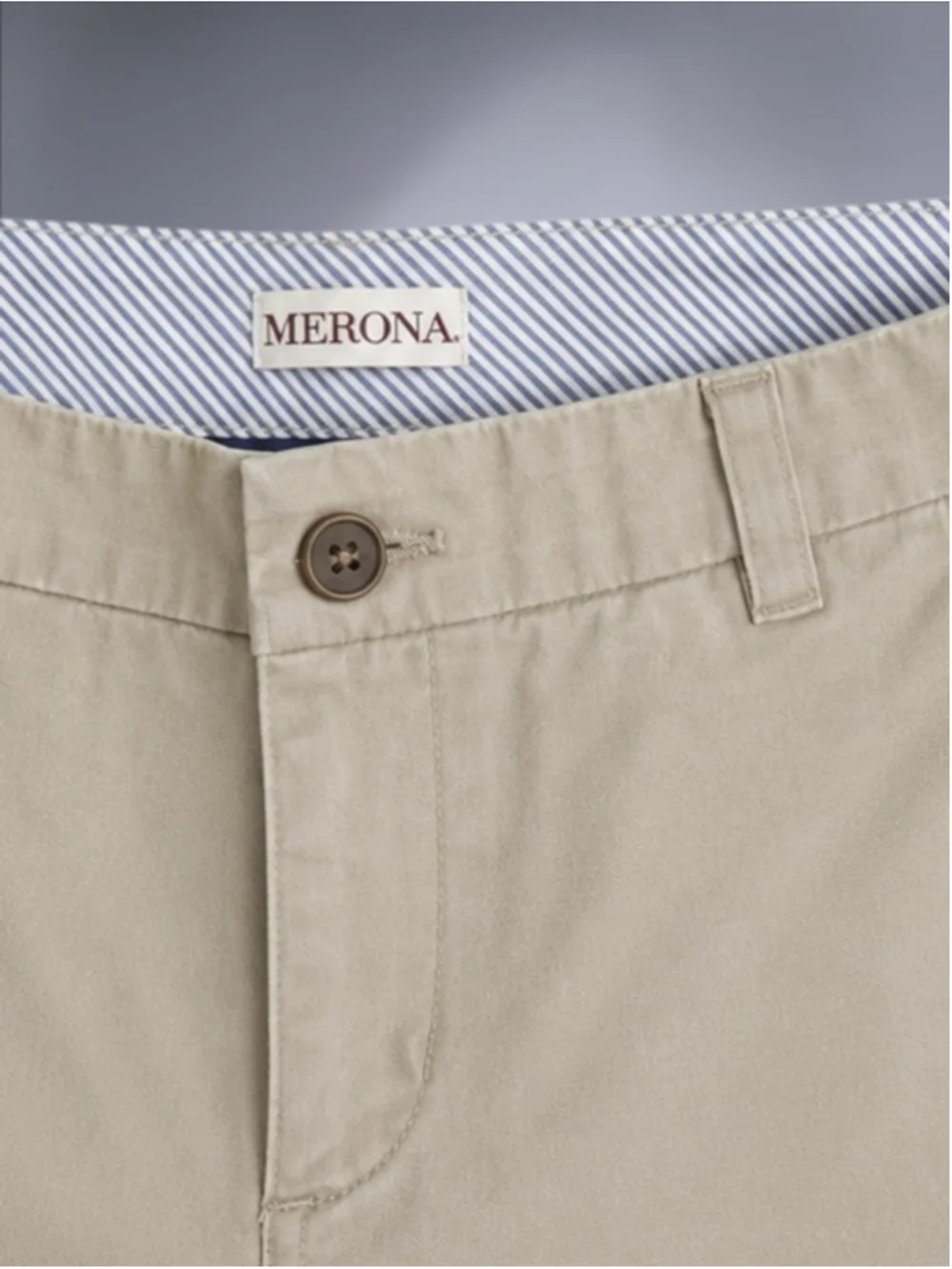 Merona Women’s Khaki Chino Shorts – Size 6